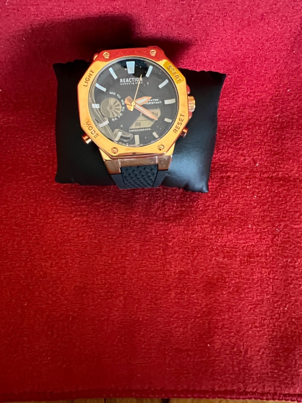 Reaction Kenneth Cole Rose Gold-Tone Case with Black Dial and Black Strap